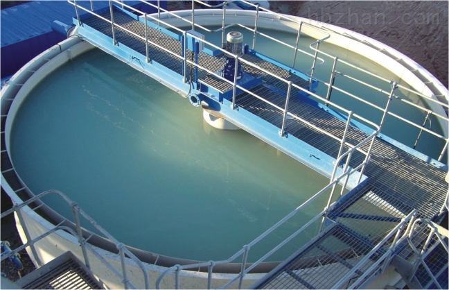 地衛(wèi)環(huán)?？萍糋ZX型中心傳動刮吸泥機工作原理